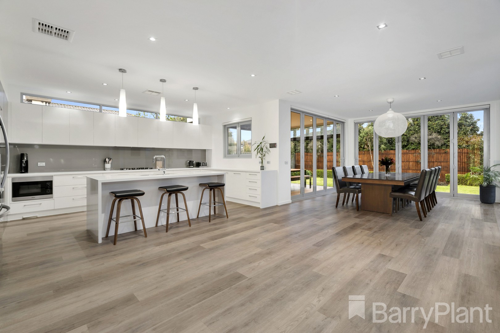 12 Seira Street, Bundoora, VIC 3083, Bundoora - Thumbnail 4