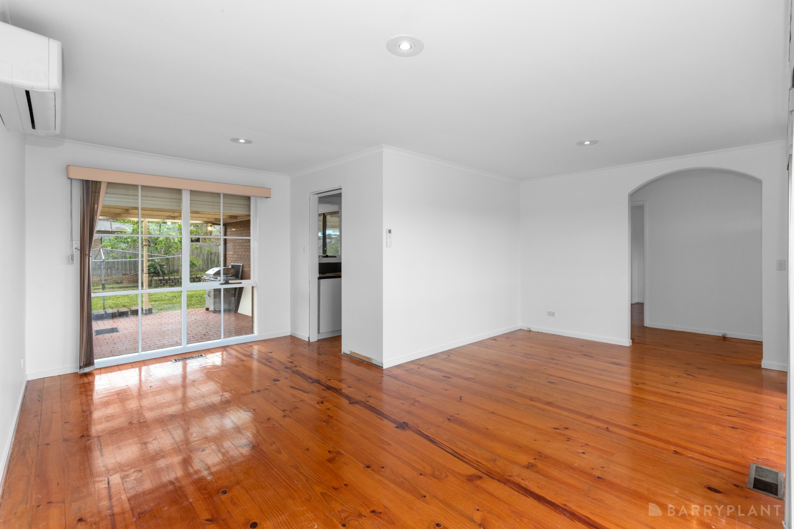 12 Shafer Court, Endeavour Hills, VIC 3802, Endeavour Hills - Thumbnail 2