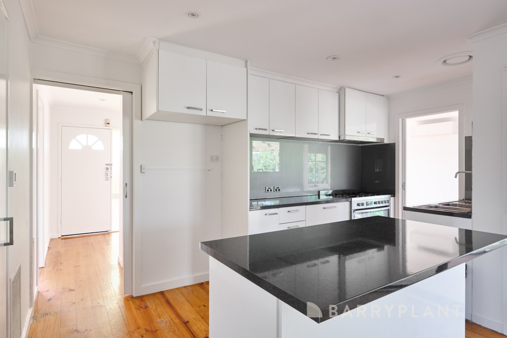 12 Shafer Court, Endeavour Hills, VIC 3802, Endeavour Hills - Thumbnail 4