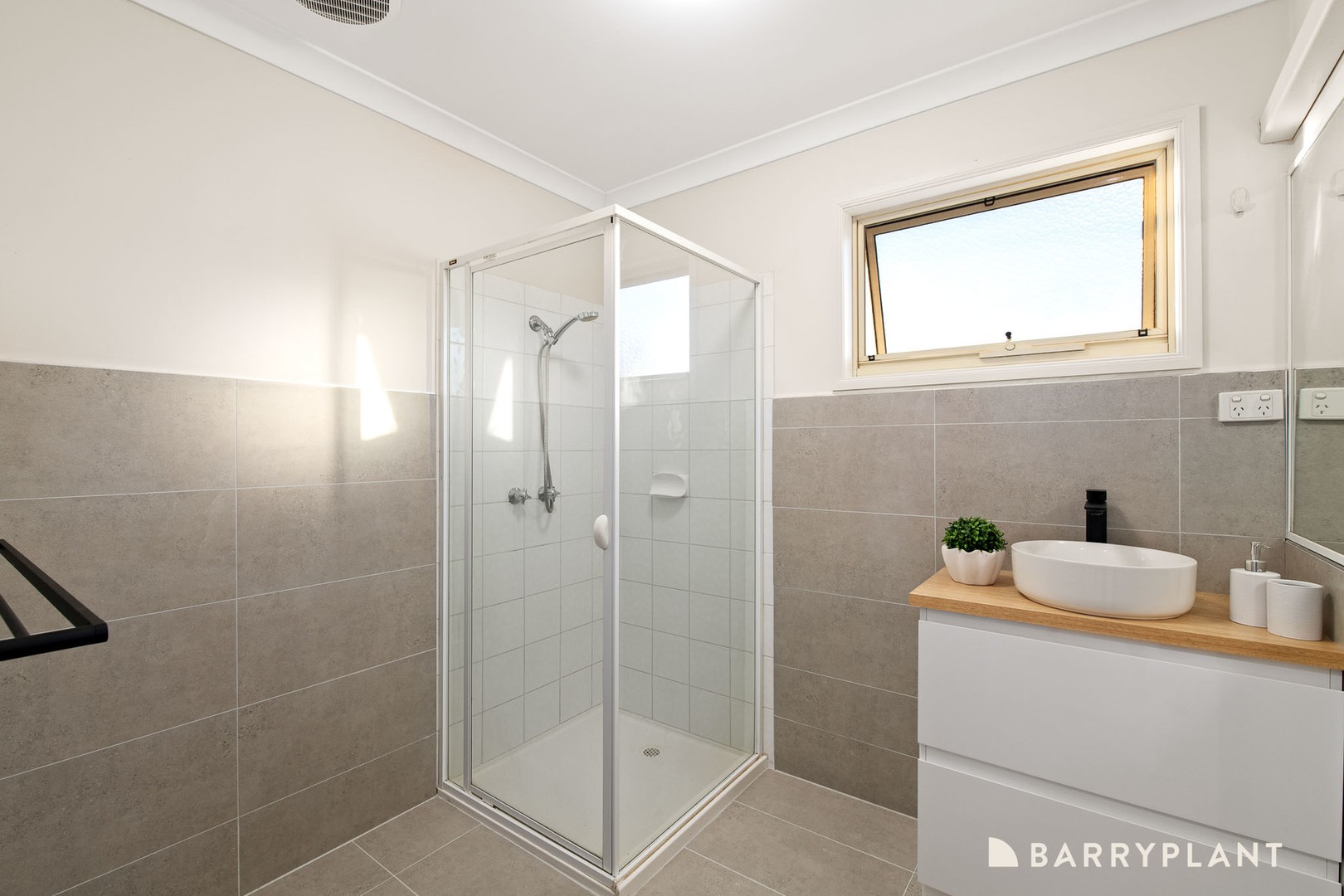 12 Shinners Avenue, Narre Warren, VIC 3805, Narre Warren - Thumbnail 8