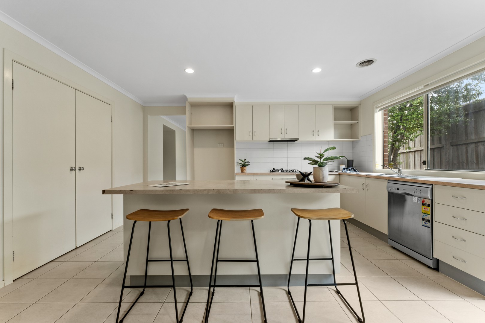 12 Sing Crescent, Berwick, VIC 3806, Berwick - Thumbnail 4