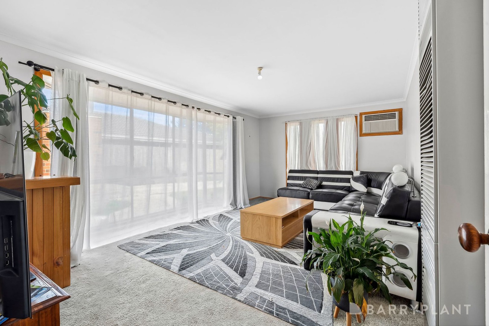 12 Sittella Court, Werribee, VIC 3030, Werribee - Thumbnail 4
