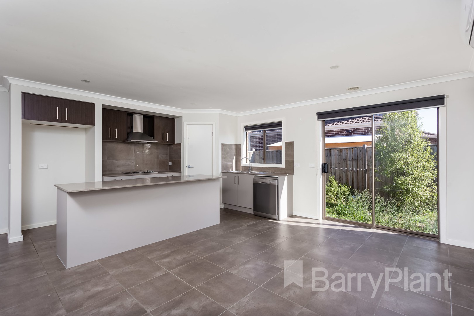12 Spinner Way, Point Cook, VIC 3030, Point Cook - Thumbnail 4