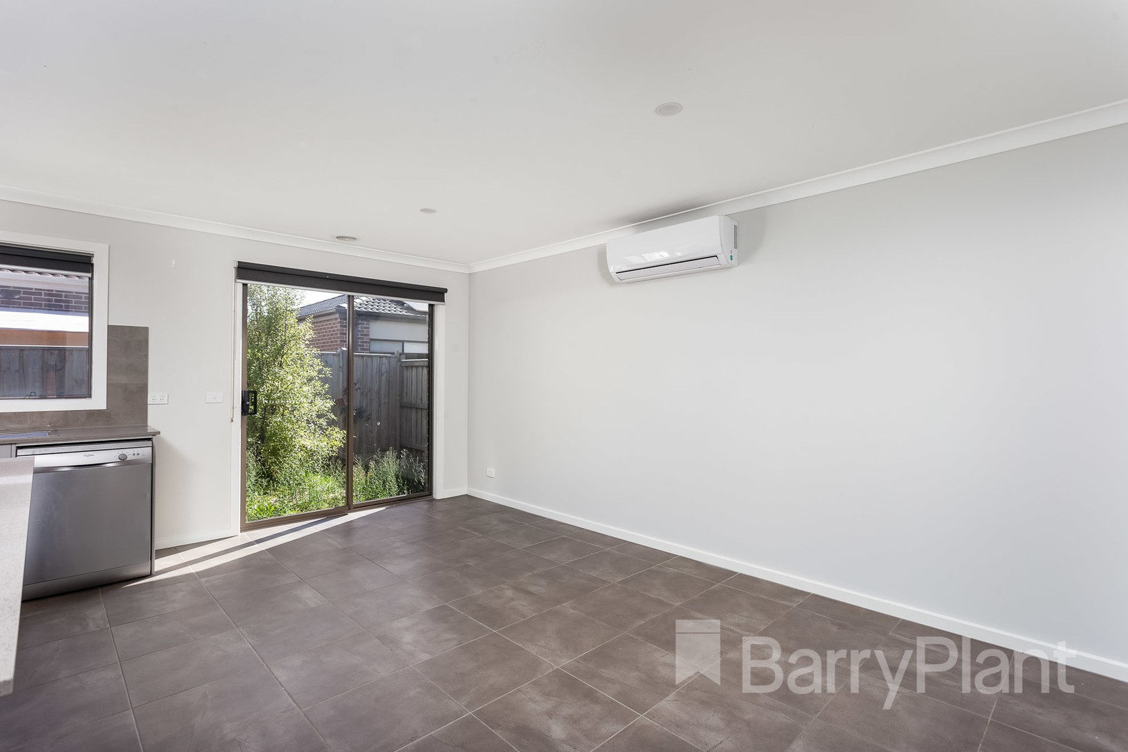 12 Spinner Way, Point Cook, VIC 3030, Point Cook - Thumbnail 5