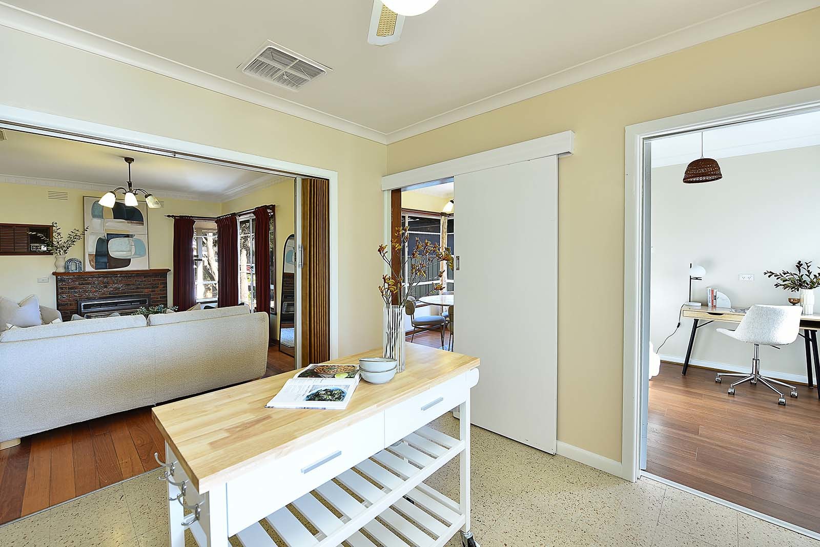 12 St John Court, Reservoir, VIC 3073, Reservoir - Thumbnail 6