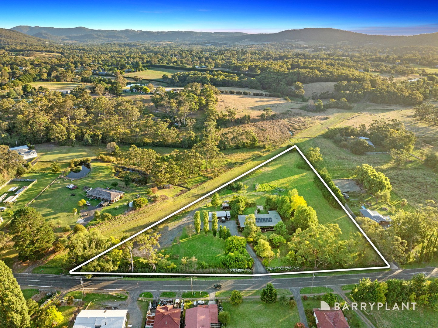 12 Station Road, Wesburn, VIC 3799, Wesburn - Thumbnail 3