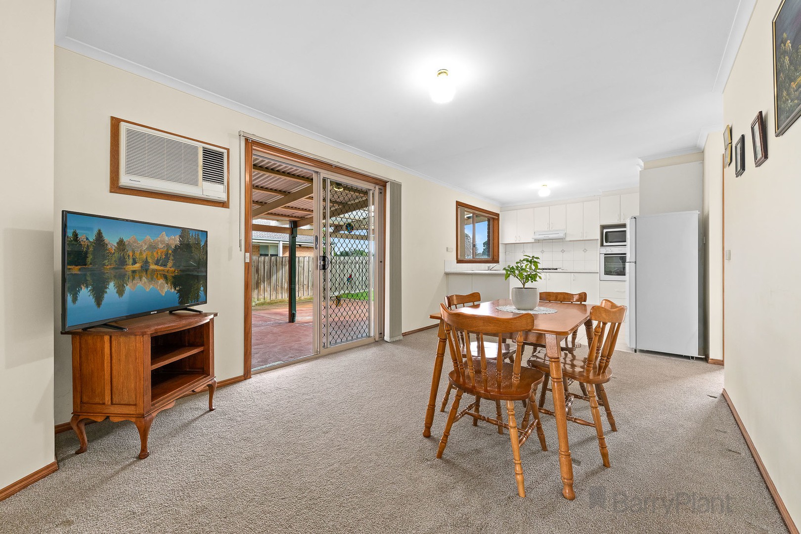 12 Stella Place, Pakenham, VIC 3810, Pakenham - Thumbnail 4