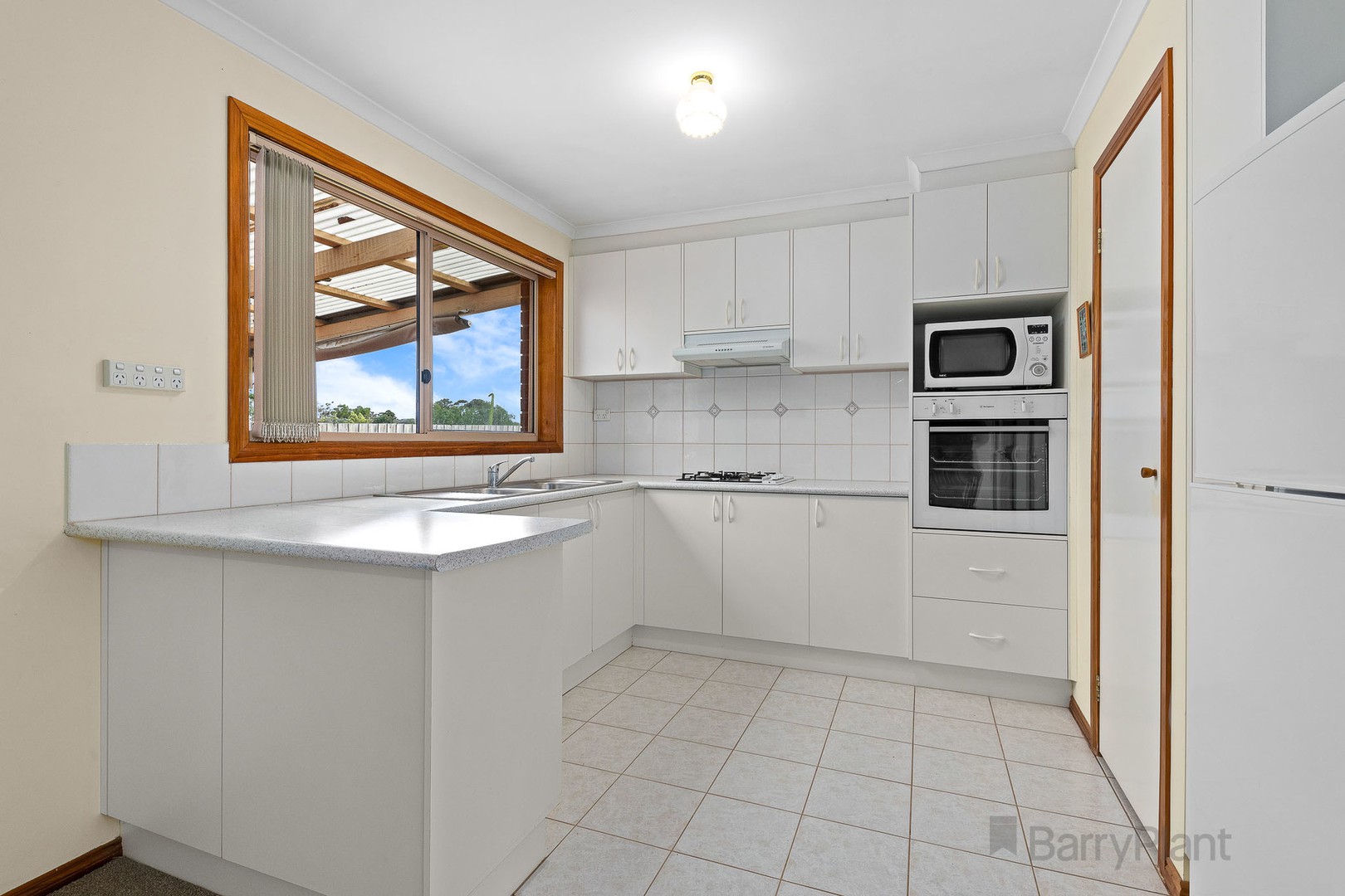 12 Stella Place, Pakenham, VIC 3810, Pakenham - Thumbnail 6