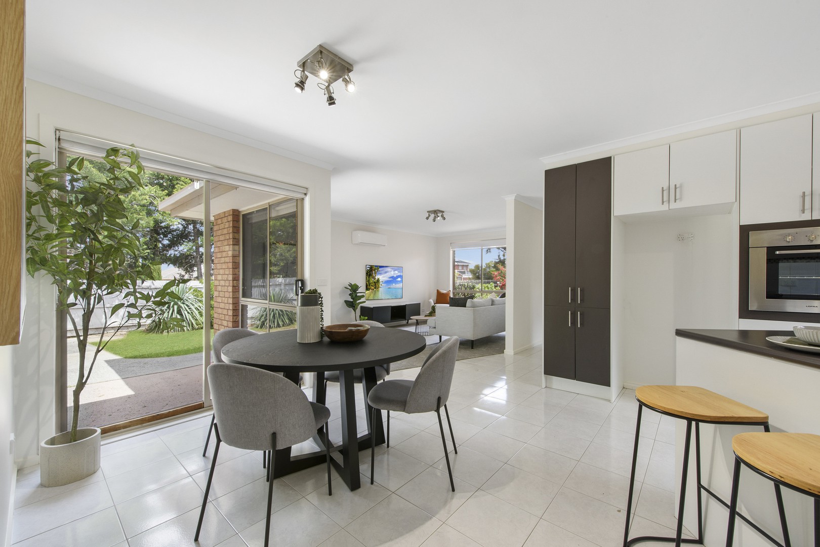 12 Stockwell Crescent, Keilor Downs, VIC 3038, Keilor Downs - Thumbnail 5