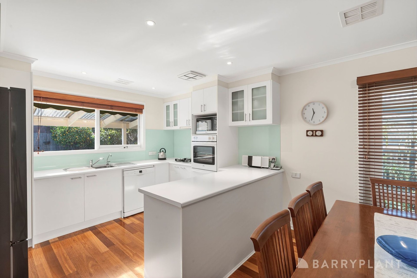 12 Stradbroke Way, Wyndham Vale, VIC 3024, Wyndham Vale - Thumbnail 5