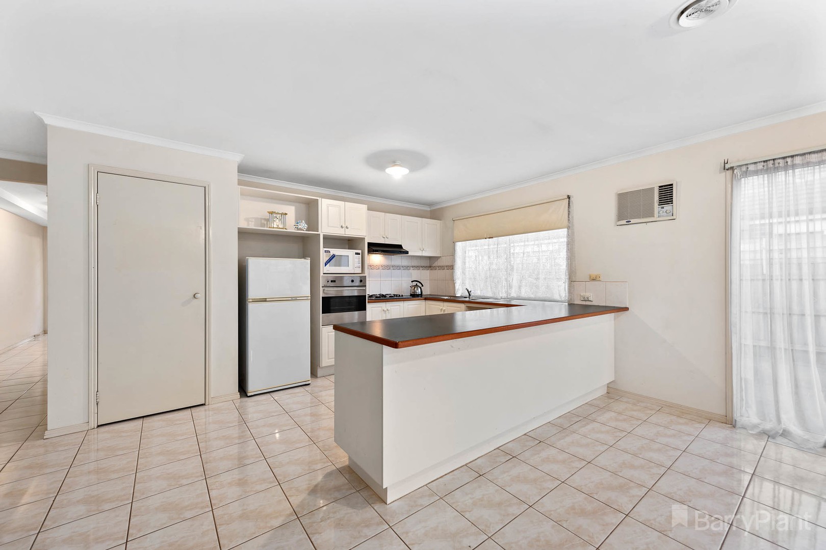 12 Strathaird Drive, Narre Warren South, VIC 3805, Narre Warren South - Thumbnail 5