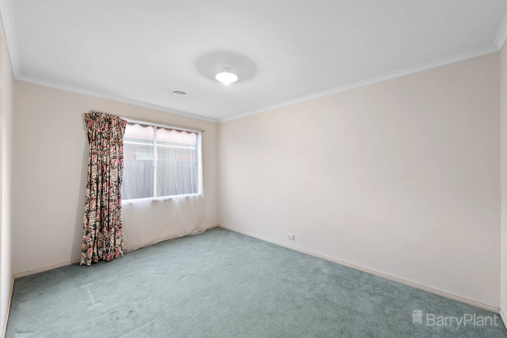 12 Strathaird Drive, Narre Warren South, VIC 3805, Narre Warren South - Thumbnail 7