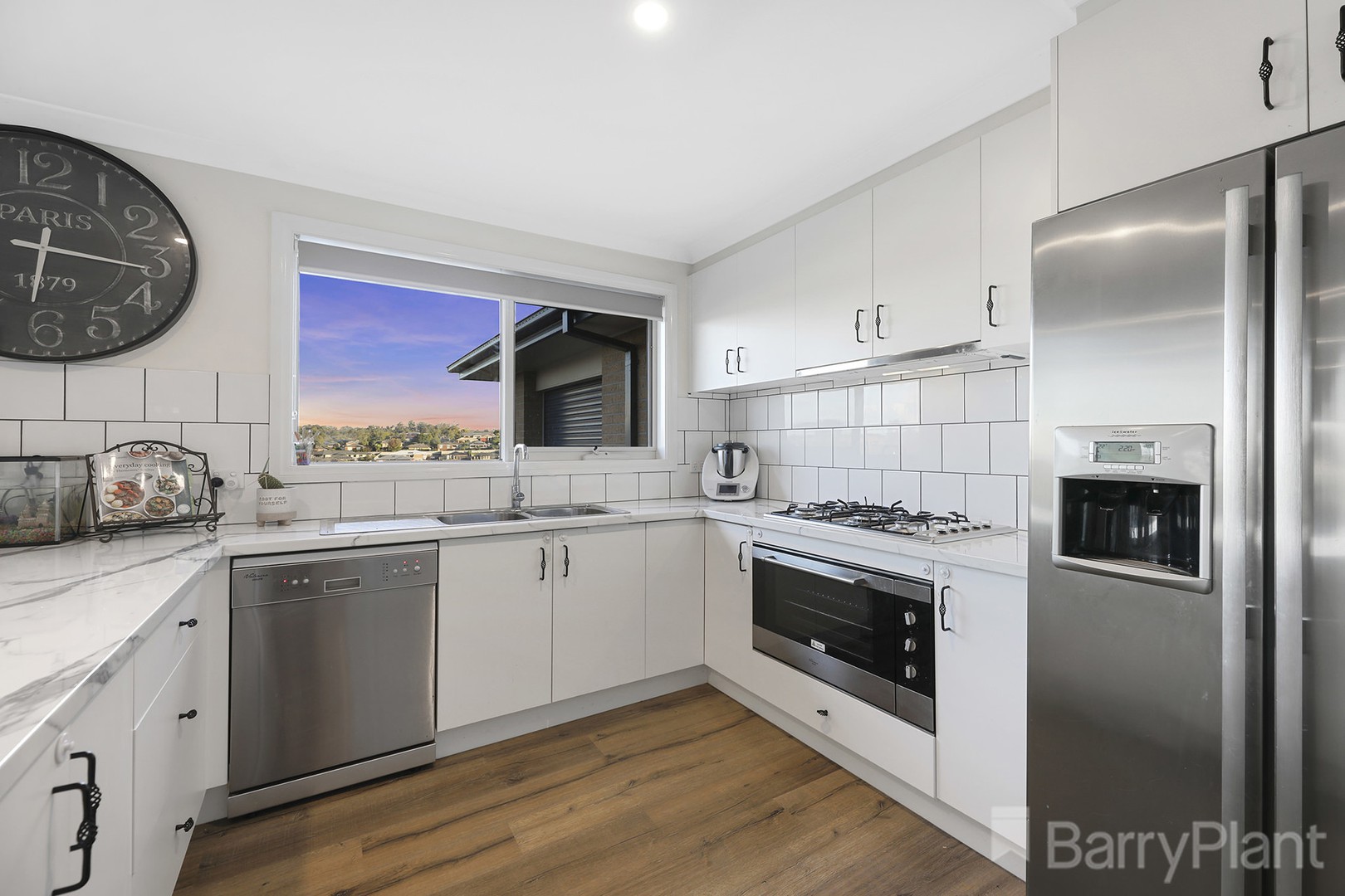 12 Sunline Street, Drouin, VIC 3818, Drouin - Thumbnail 4