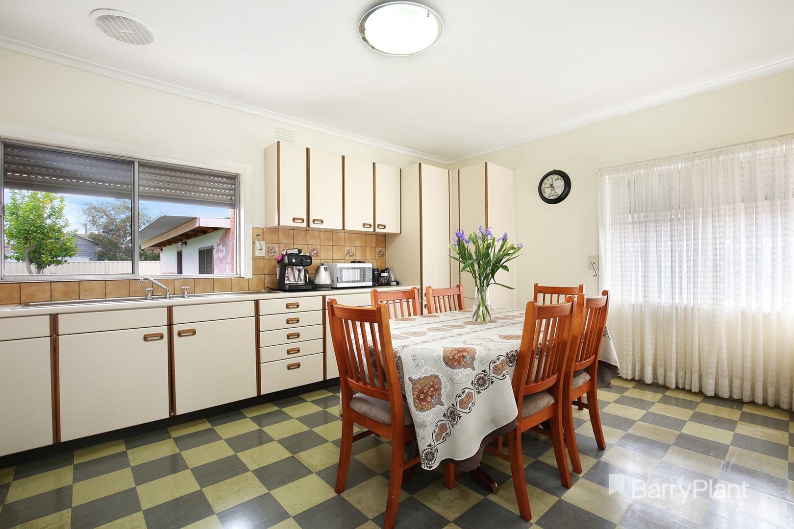 12 Surrey Street, Hadfield, VIC 3046 - Thumbnail 2 - 28/09/2022