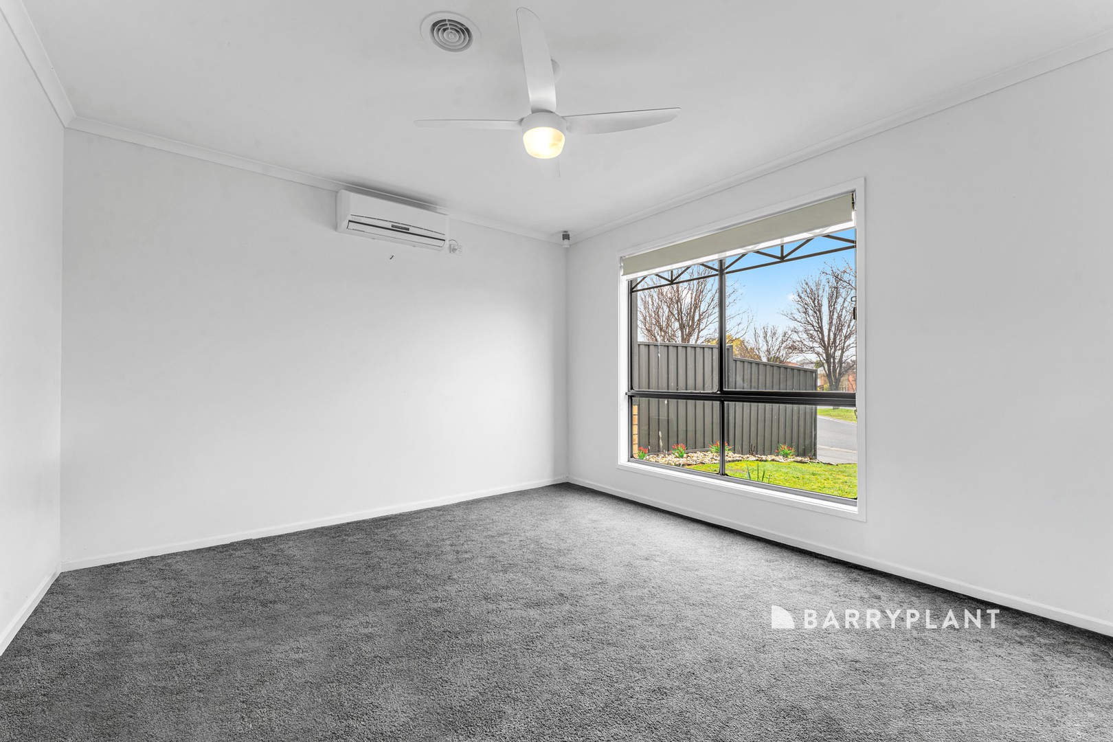 12 Taggerty Crescent, Narre Warren South, VIC 3805 - Thumbnail 2 - 01/09/2026