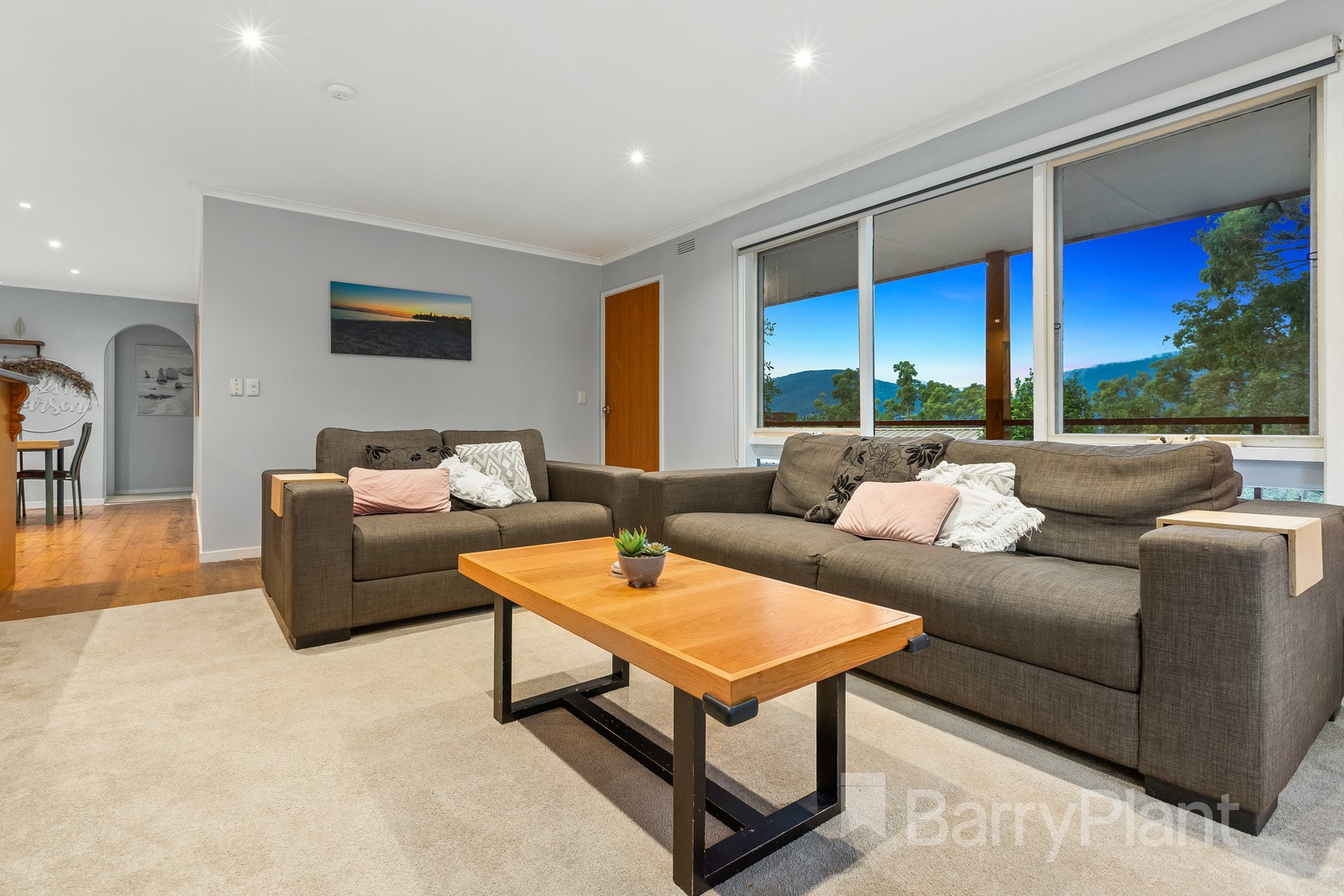 12 Tarhilla Drive, Launching Place, VIC 3139 - Thumbnail 2 - 08/03/2022