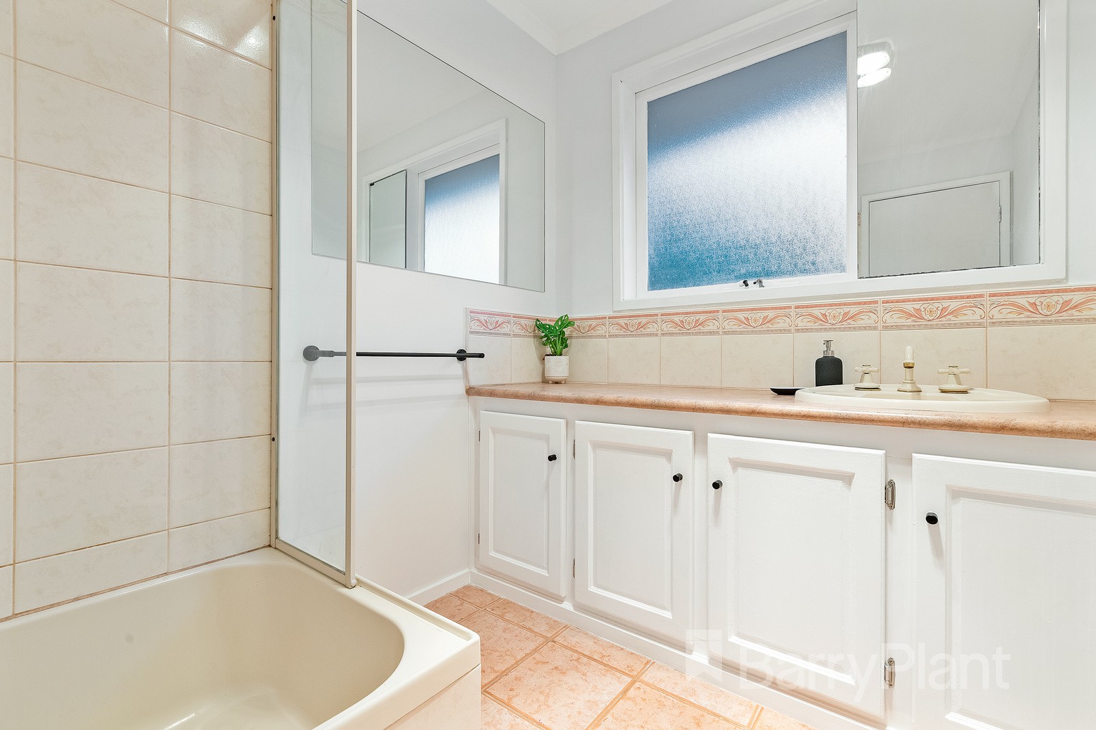 12 Tarhilla Drive, Launching Place, VIC 3139, Launching Place - Thumbnail 5