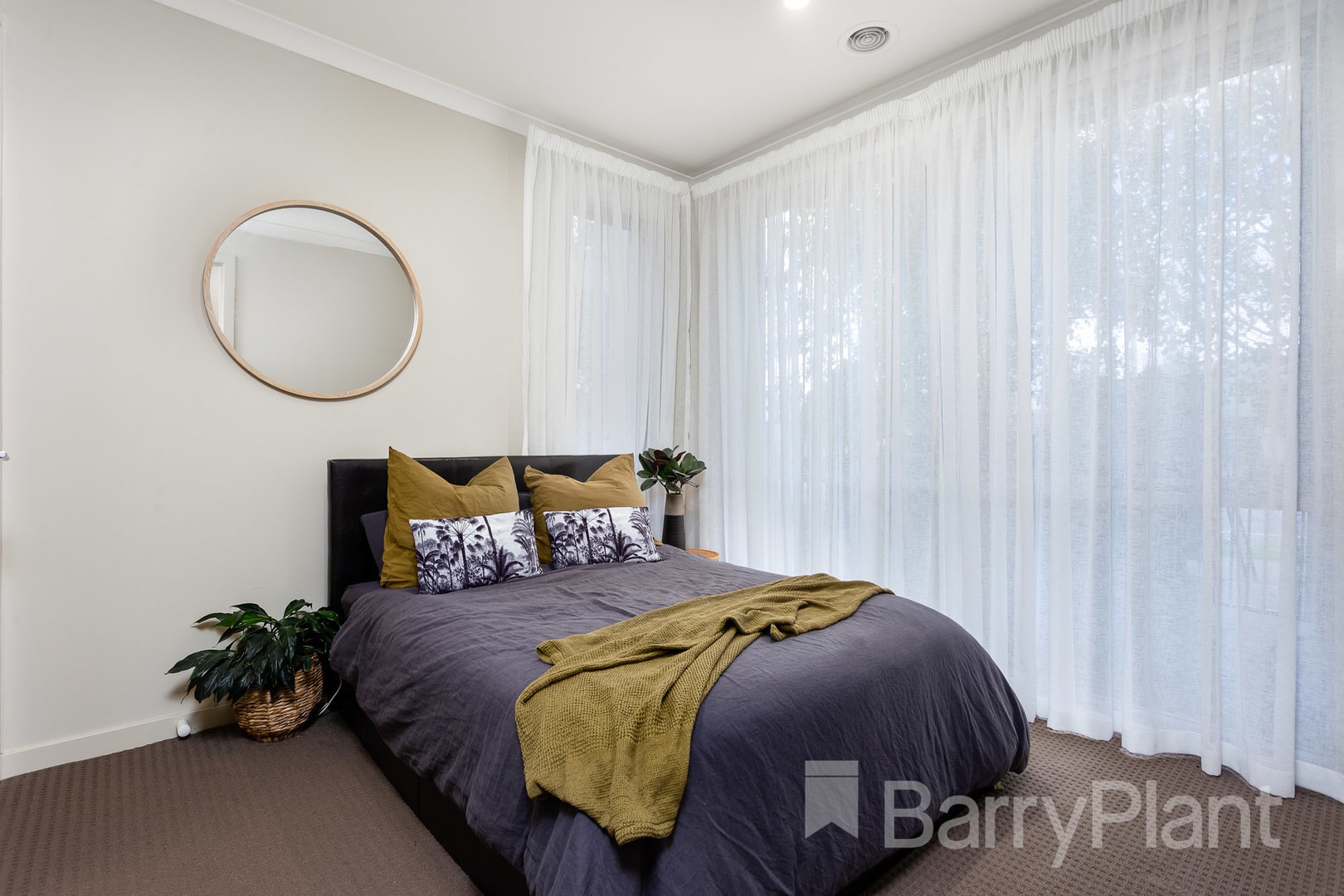 12 Tattersalls Lane, Point Cook, VIC 3030, Point Cook - Thumbnail 4
