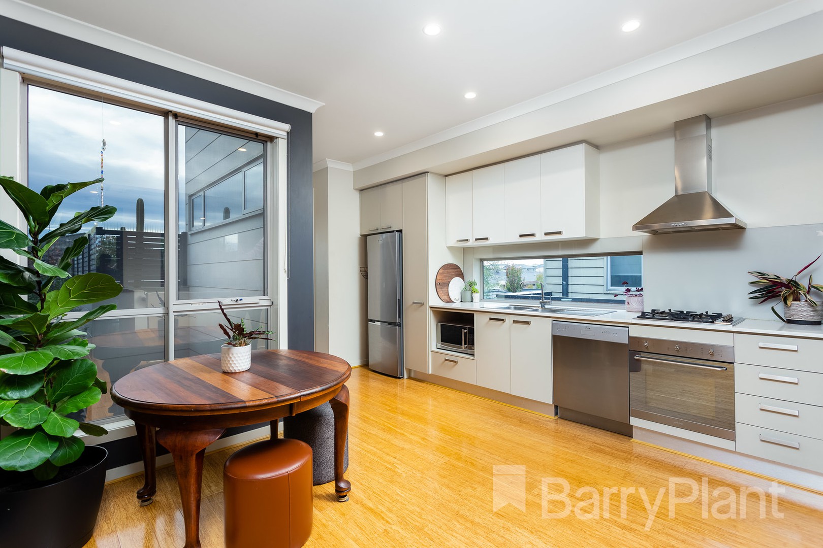 12 Tattersalls Lane, Point Cook, VIC 3030, Point Cook - Thumbnail 6