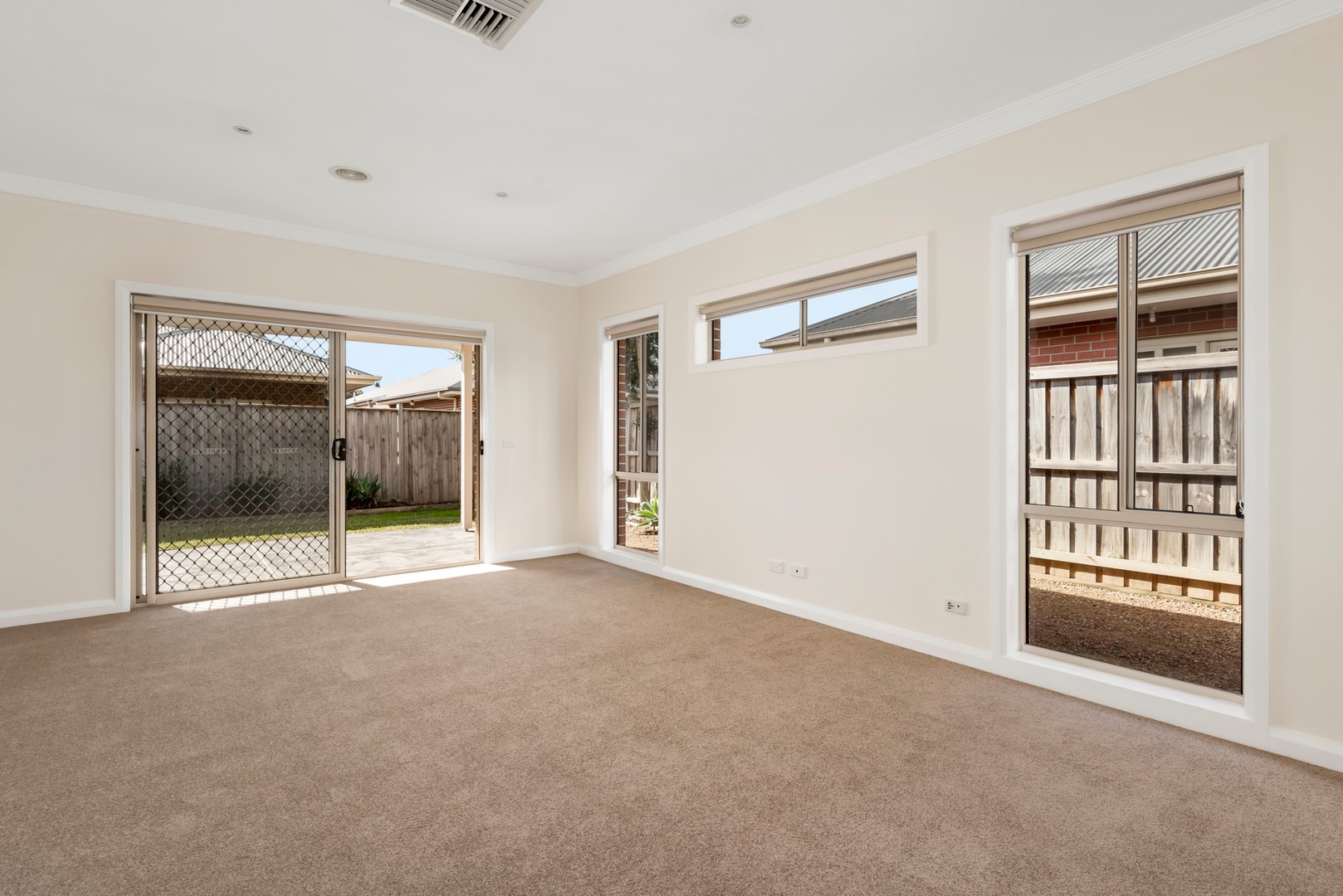 12 Textel Street, Doreen, VIC 3754, Doreen - Thumbnail 3