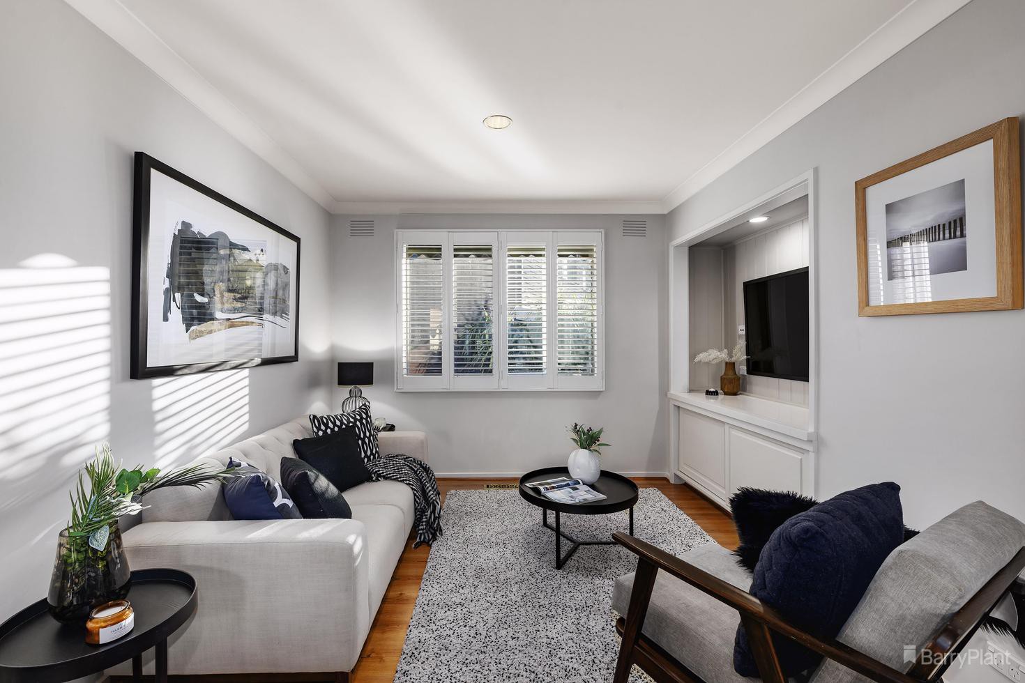 12 Thomson Drive, Rosanna, VIC 3084, Rosanna - Thumbnail 4