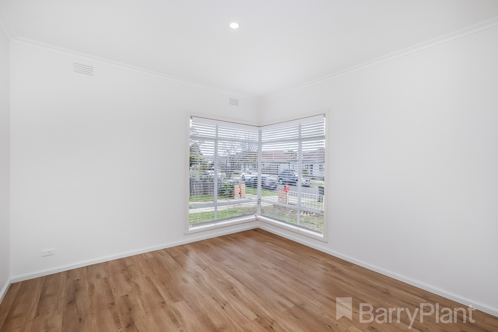 12 Thomson Street, Sunshine, VIC 3020, Sunshine - Thumbnail 5
