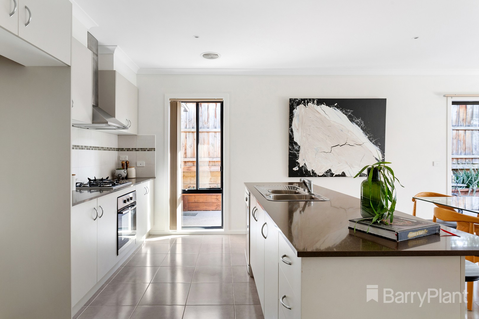 12 Tooradin Crescent, Doreen, VIC 3754, Doreen - Thumbnail 3
