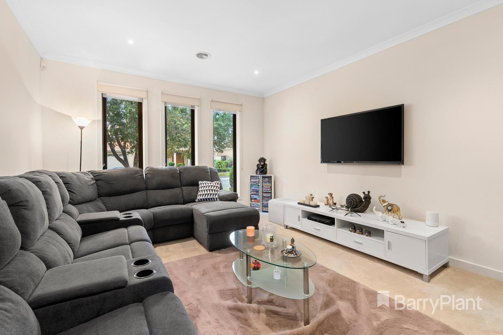 12 Torresdale Road, South Morang, VIC 3752, South Morang - Thumbnail 2