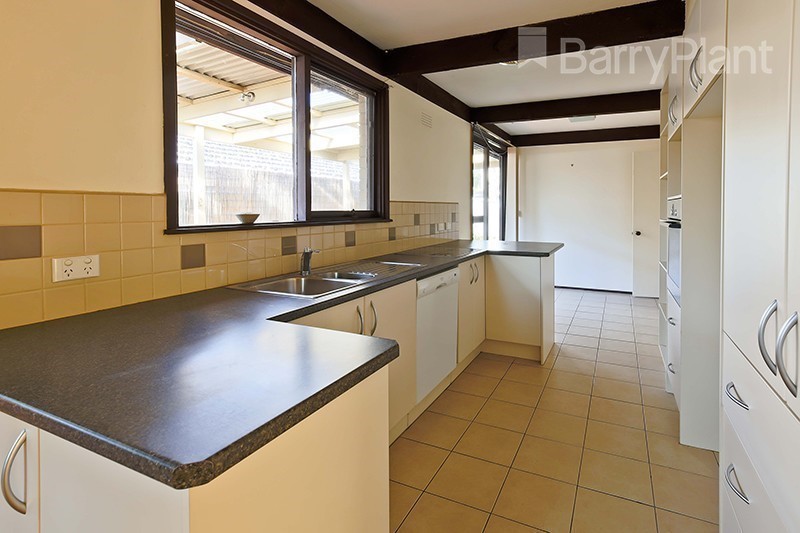 12 Turramurra Drive, Keysborough, VIC 3173, Keysborough - Thumbnail 4