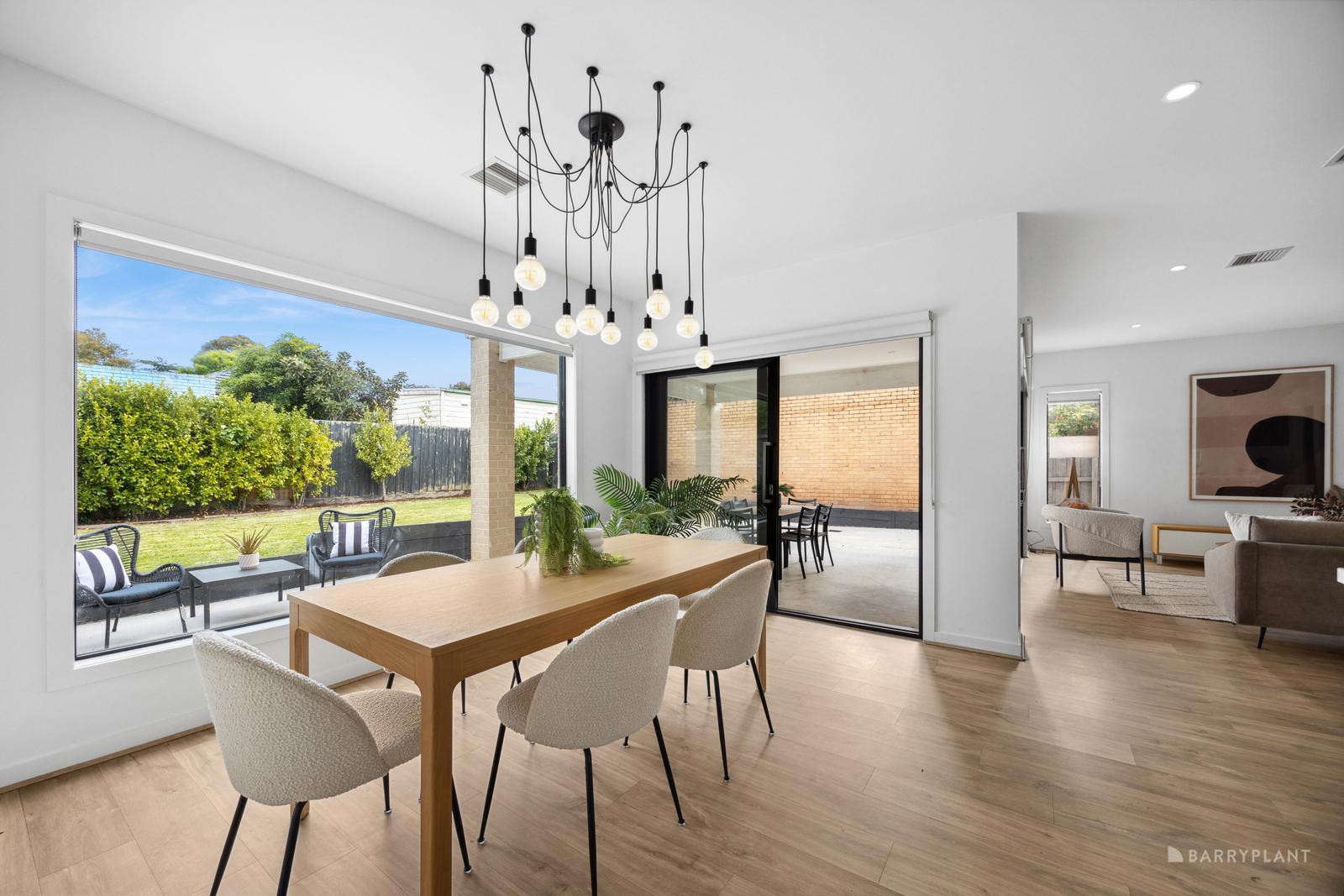 12 Vanbrook Street, Forest Hill, VIC 3131, Forest Hill - Thumbnail 6