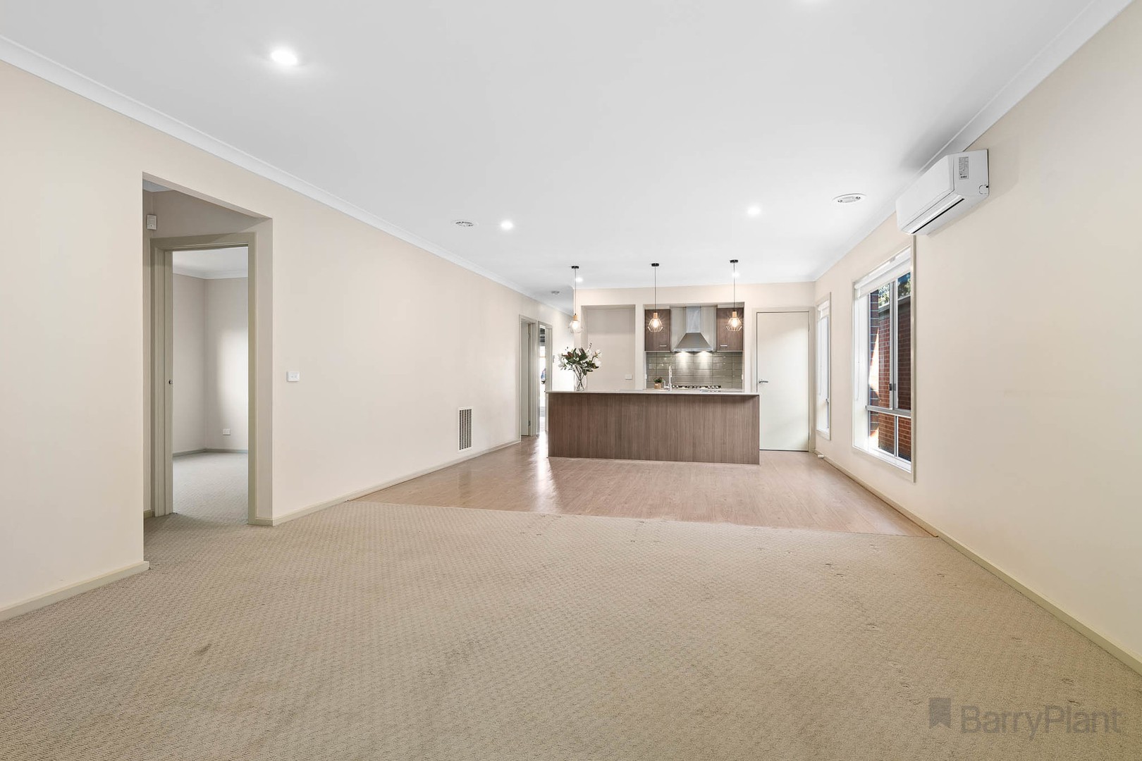 12 Waler Circuit, Clyde North, VIC 3978, Clyde North - Thumbnail 5