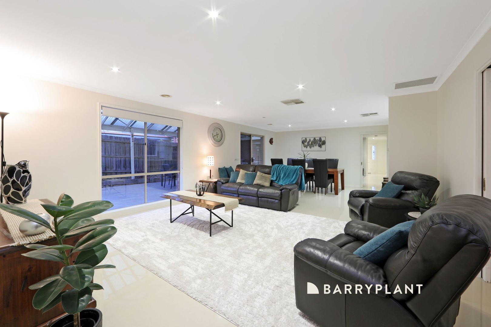12 Wallingford Place, Rowville, VIC 3178, Rowville - Thumbnail 4