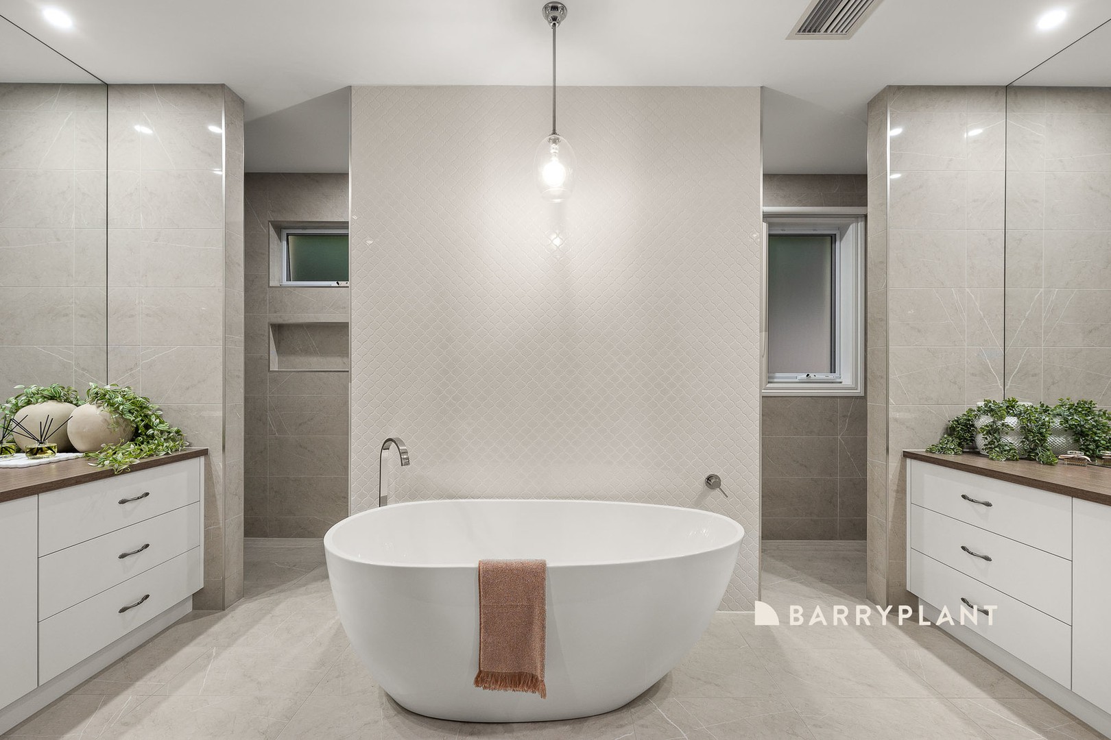 12 Waterside Drive, Drouin, VIC 3818 - Thumbnail 2 - 28/01/2026