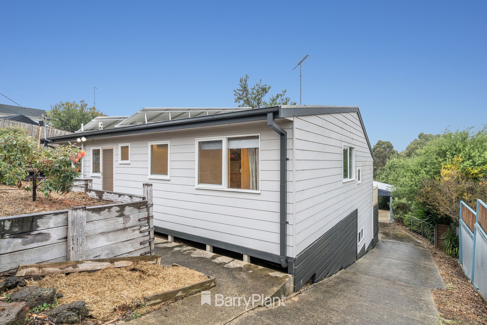 12 Waurnvale Drive, Belmont, VIC 3216 - Thumbnail 2 - 28/03/2023