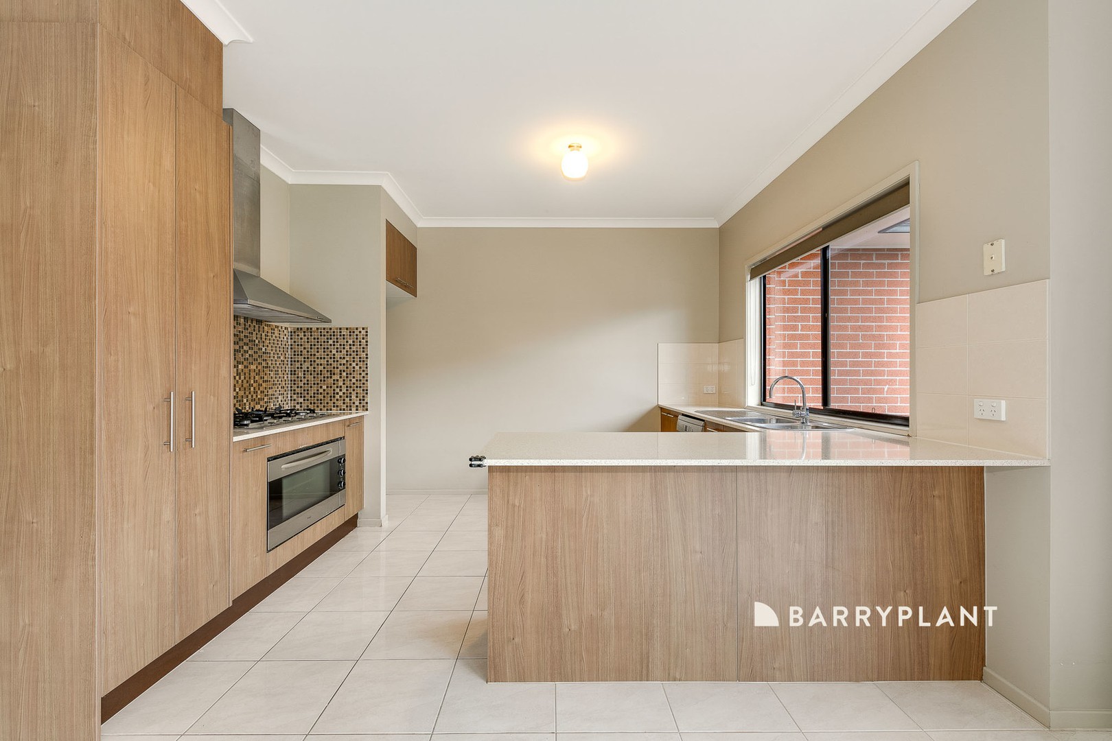 12 Wembley Circuit, Pakenham, VIC 3810 - Thumbnail 2 - 09/04/2025