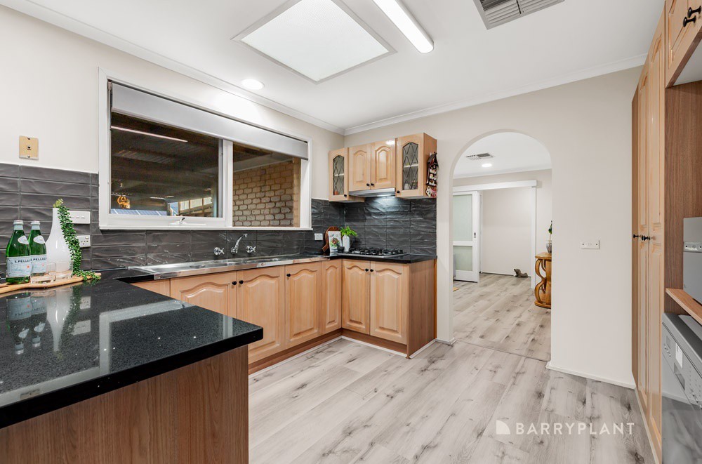12 Wenden Road, Mill Park, VIC 3082, Mill Park - Thumbnail 3