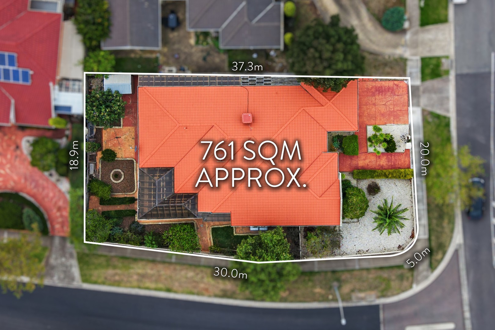 12 Wentworth Drive, Taylors Lakes, VIC 3038 - Thumbnail 2 - 19/03/2026