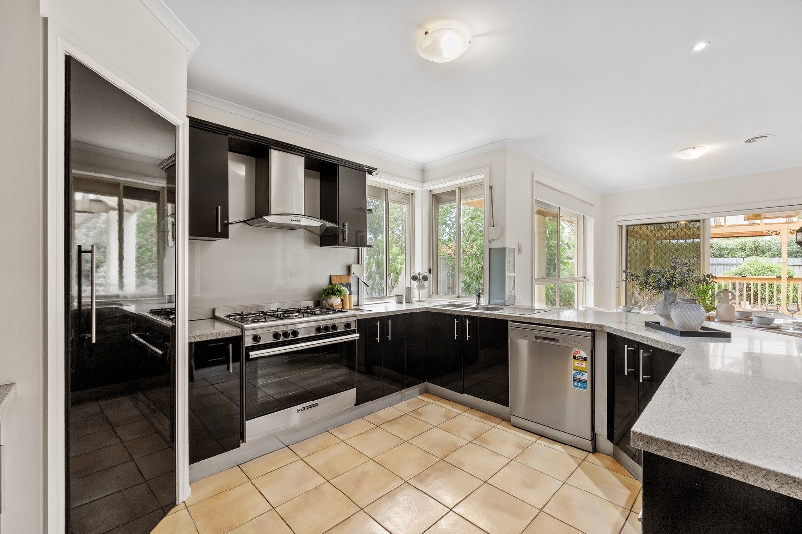 12 Wentworth Drive, Taylors Lakes, VIC 3038, Taylors Lakes - Thumbnail 7