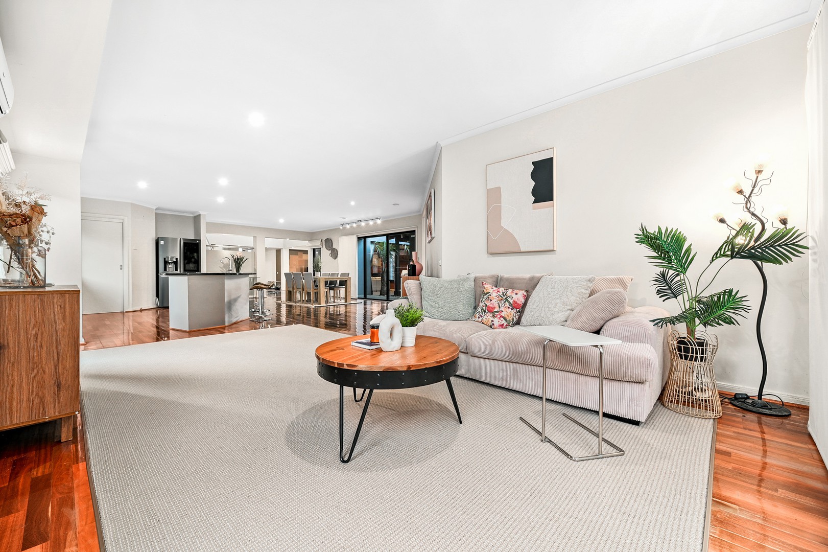 12 Whisken Way, Berwick, VIC 3806, Berwick - Thumbnail 4