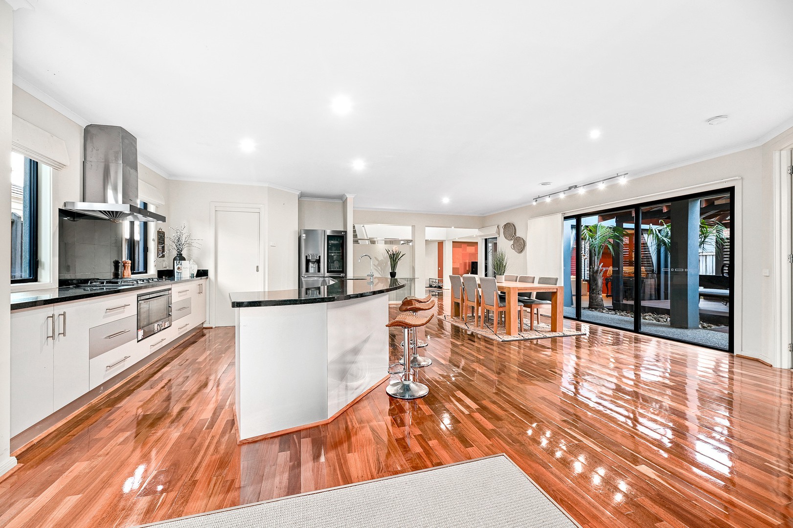 12 Whisken Way, Berwick, VIC 3806, Berwick - Thumbnail 6