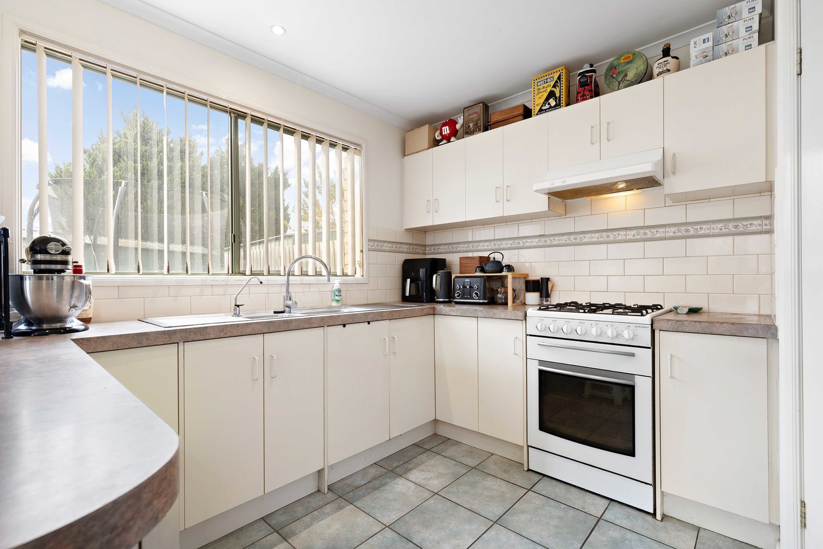 12 Wildflower Court, Hillside, VIC 3037, Hillside - Thumbnail 7