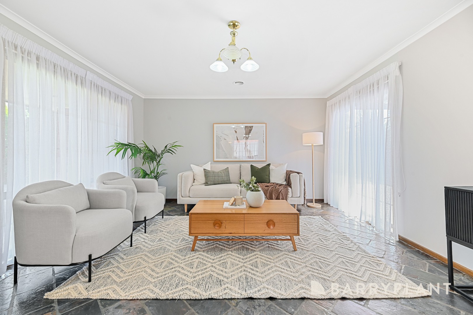 12 Willslie Crescent, Berwick, VIC 3806, Berwick - Thumbnail 2