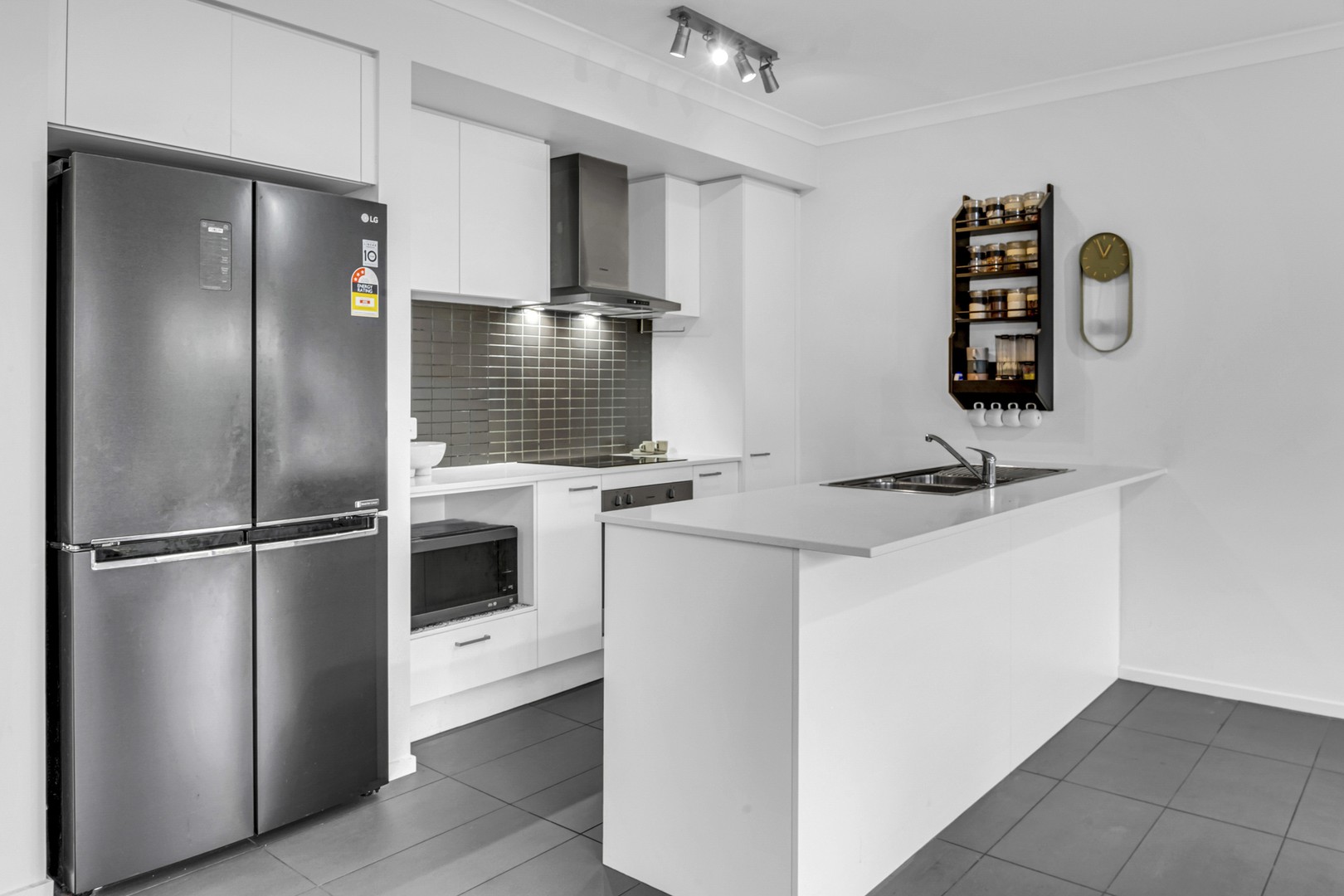 12 Wollemia Street, Craigieburn, VIC 3064 - Thumbnail 2 - 17/07/2025