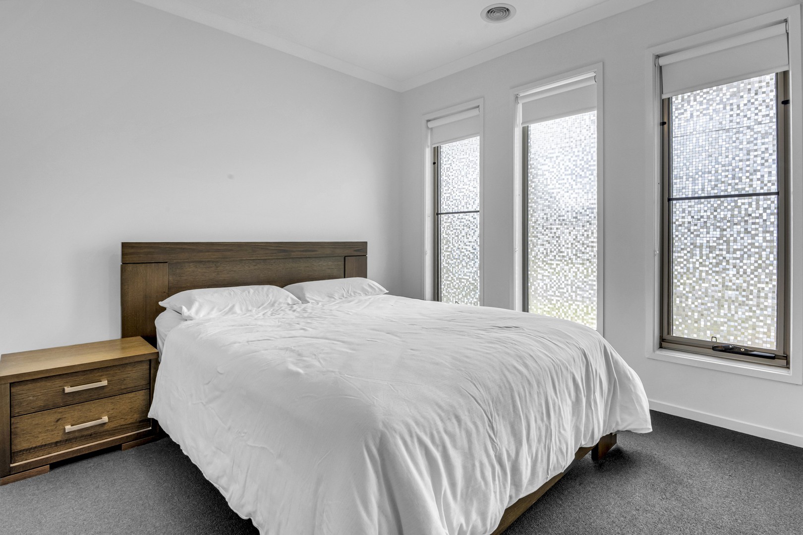 12 Wollemia Street, Craigieburn, VIC 3064, Craigieburn - Thumbnail 8