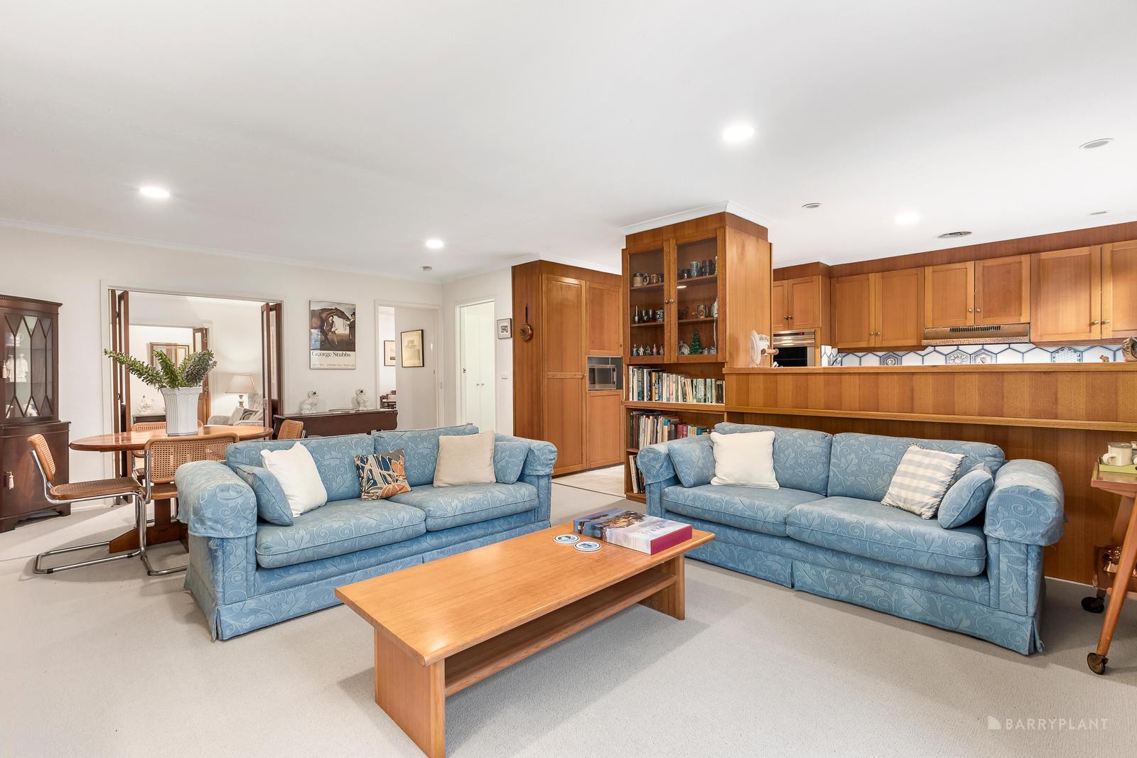 12 Woodhouse Road, Doncaster East, VIC 3109, Doncaster East - Thumbnail 4