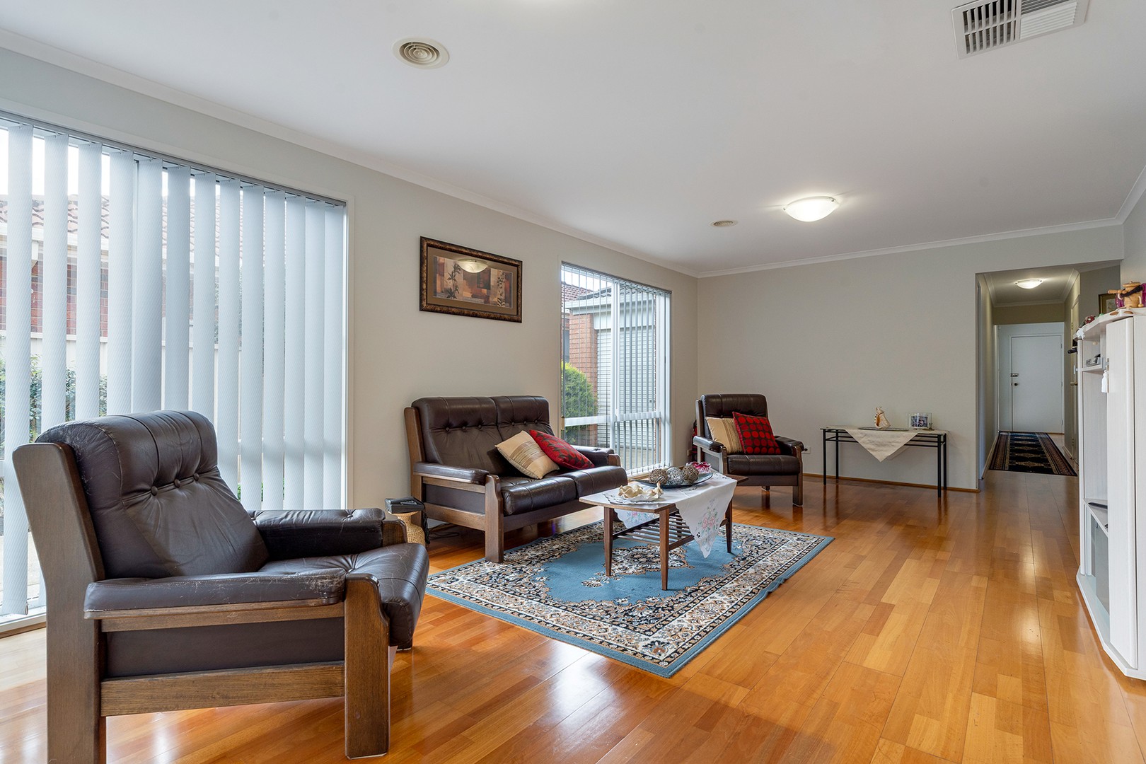 12 Woodlea Crescent, Craigieburn, VIC 3064, Craigieburn - Thumbnail 5