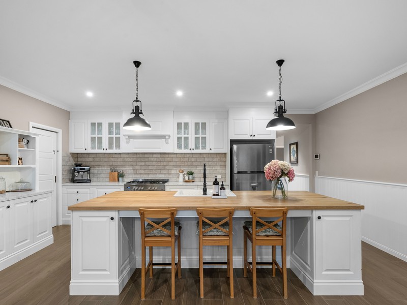 12 Wright Circuit, Fraser Rise, VIC 3336 - Image - 09/09/2026