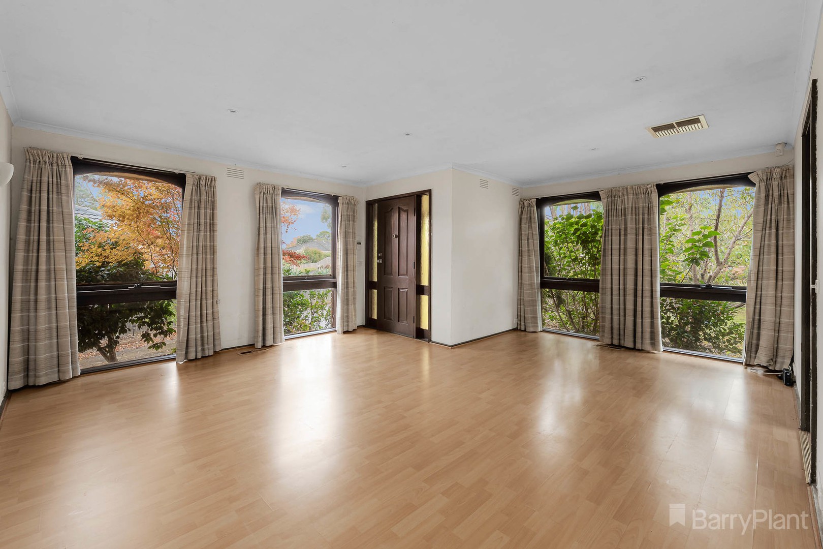 120 Sweeney Drive, Narre Warren, VIC 3805, Narre Warren - Thumbnail 2
