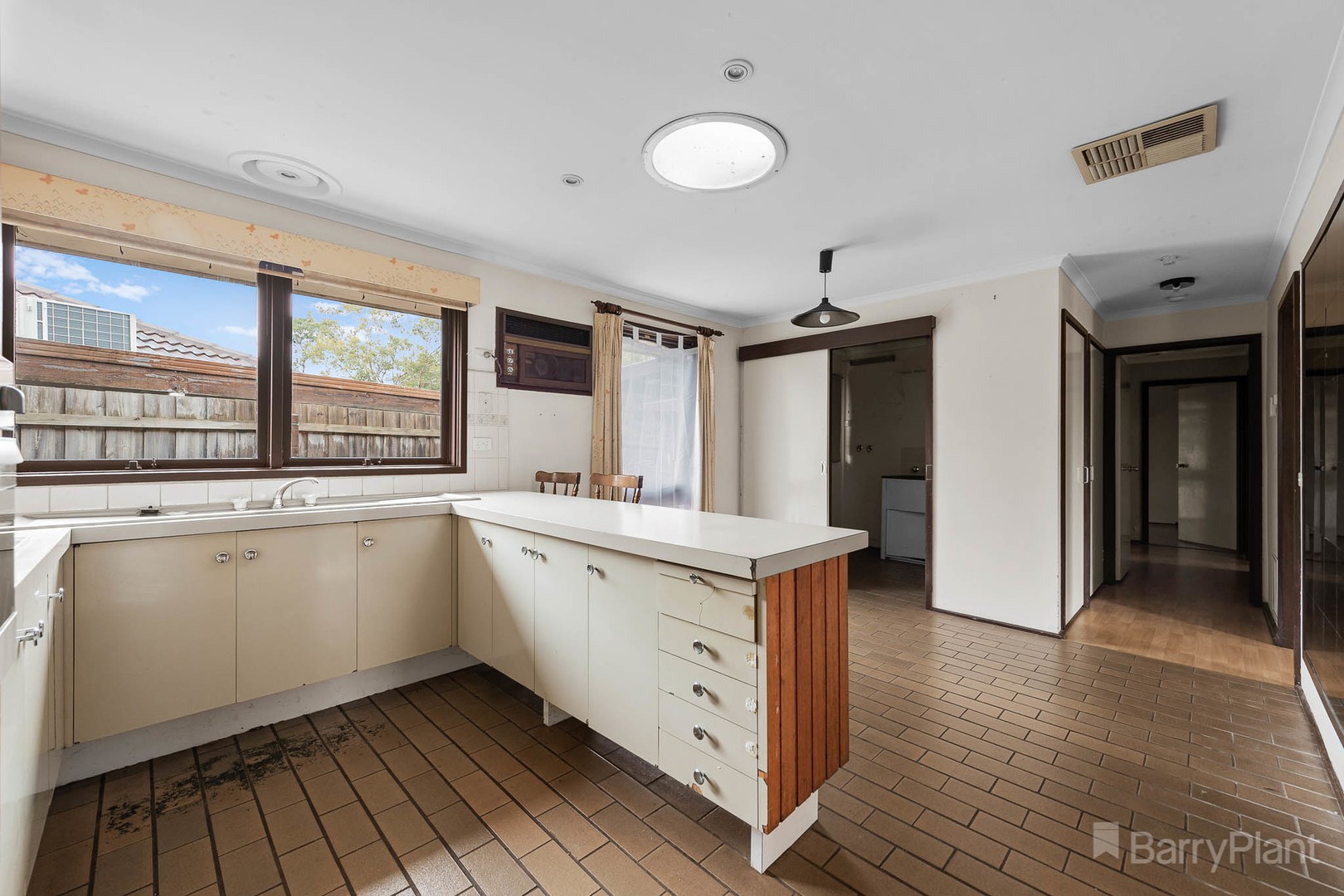 120 Sweeney Drive, Narre Warren, VIC 3805, Narre Warren - Thumbnail 5