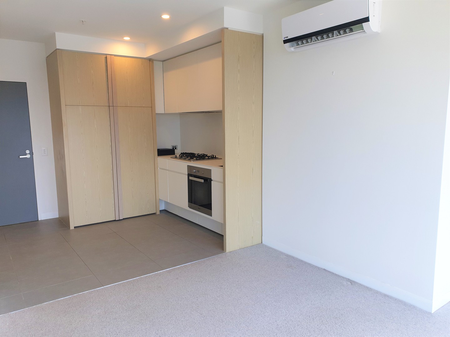 1202/6-22 Pearl River Road, Docklands, VIC 3008, Docklands - Thumbnail 4